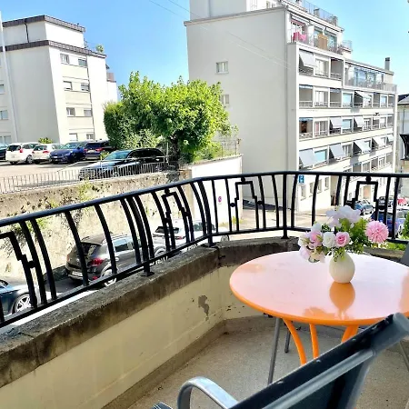 Appartement With Balcony-6 Minutes From The Railway Lausanne