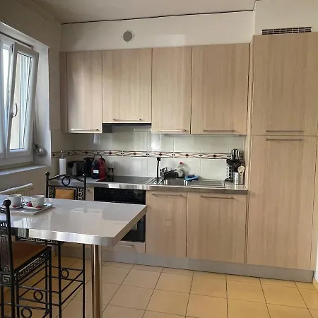 With Balcony-6 Minutes From The Railway Appartement
